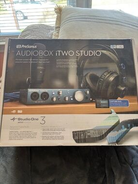 AudioBox iTwo Studio USB Audio Interface & Headphones - Black/Blue